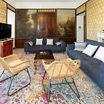 Impressionnant Manoir Avec Piscine A Aigueze, 450 M² Prázdninový dům *