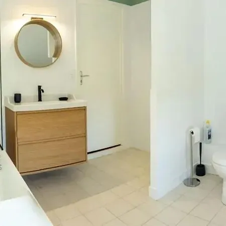 Impressionnant Manoir Avec Piscine A Aigueze, 450 M² Prázdninový dům *