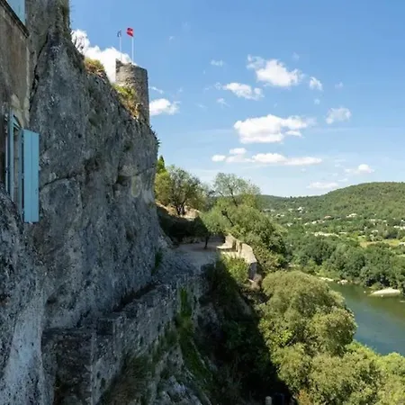 Prázdninový dům Impressionnant Manoir Avec Piscine A Aigueze, 450 M²